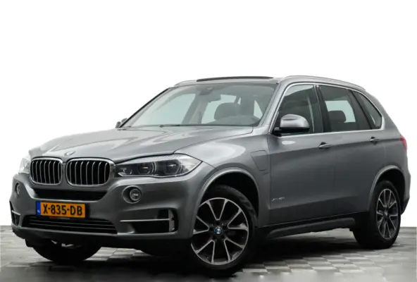 xDrive40e High Executive Panodak, Sfeerverlichting, Head-up, Lane assist, Sportleer, Connectdrive
