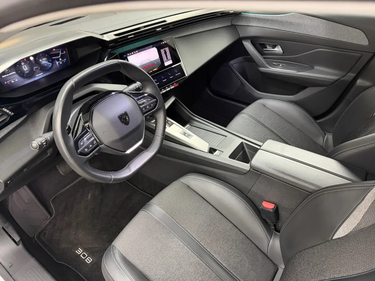 1.2 PureTech Allure Pack Business Aut- Sfeerverlichting, 360 Camera, Carplay, Android Auto, Virtual Cockpit