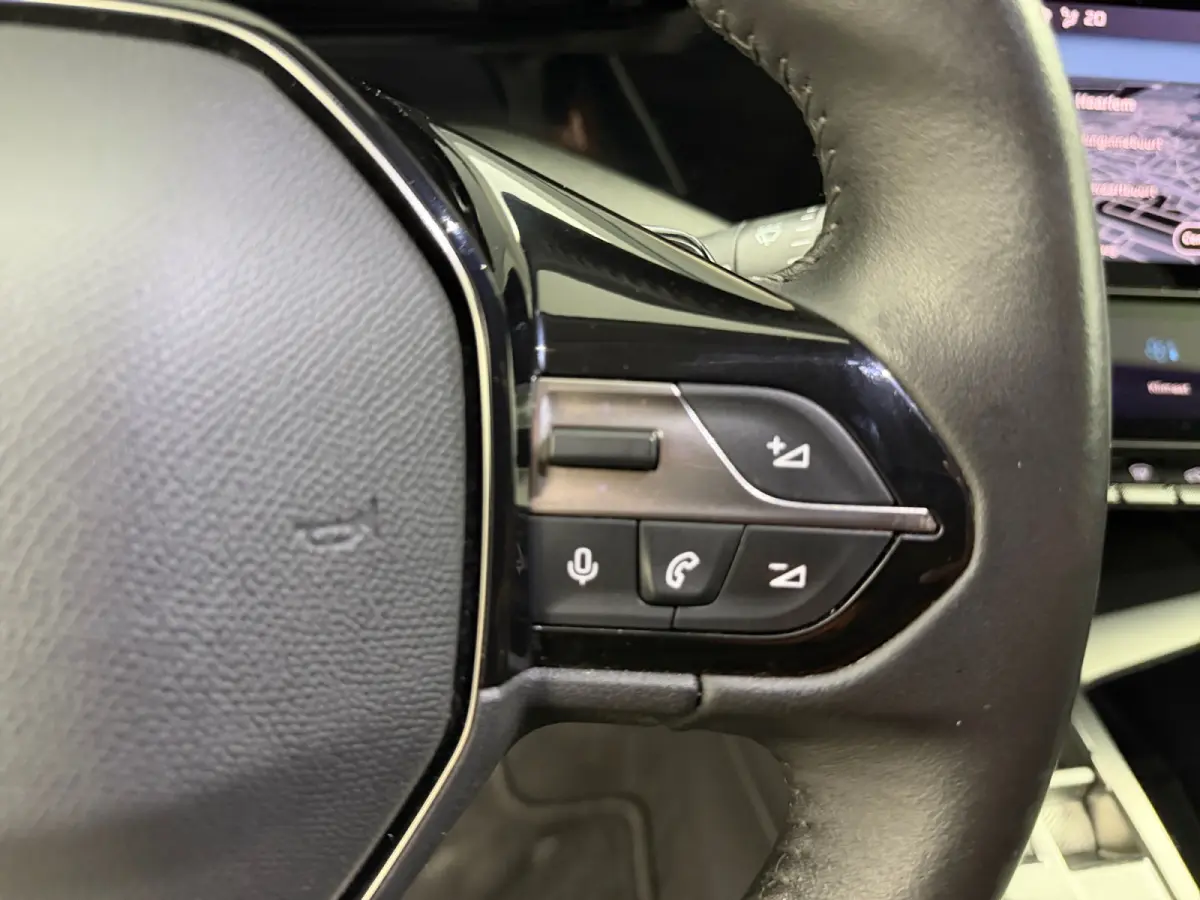 1.2 PureTech Allure Pack Business Aut- Sfeerverlichting, 360 Camera, Carplay, Android Auto, Virtual Cockpit