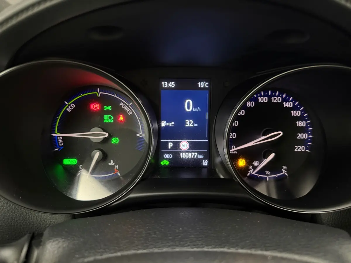 2.0 Hybrid Business Plus Aut- Stuur/Stoelverwarming, Camera, Xenon Led, Trekhaak, Two Tone