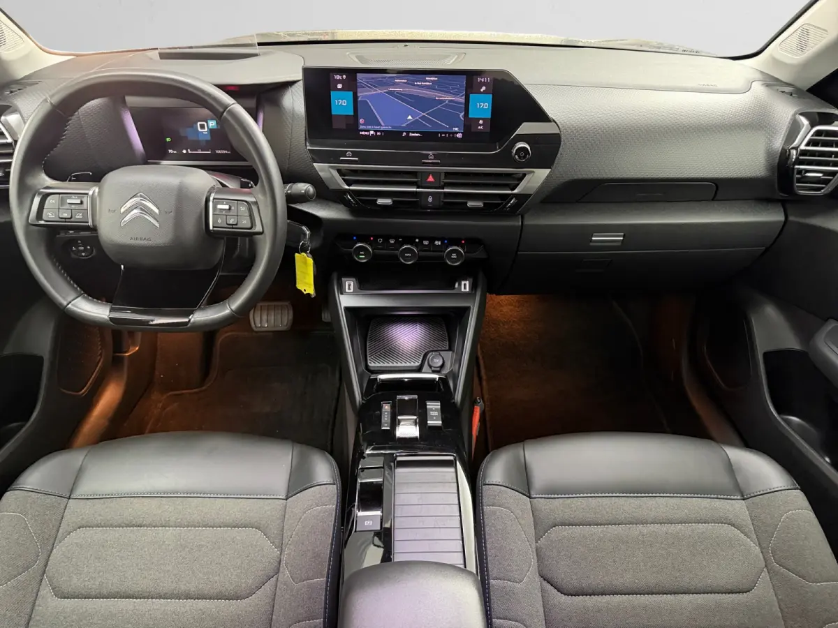 1.2 Puretech Shine Aut- 360 Camera, Head Up, Carplay, Android Auto, Lane Assist