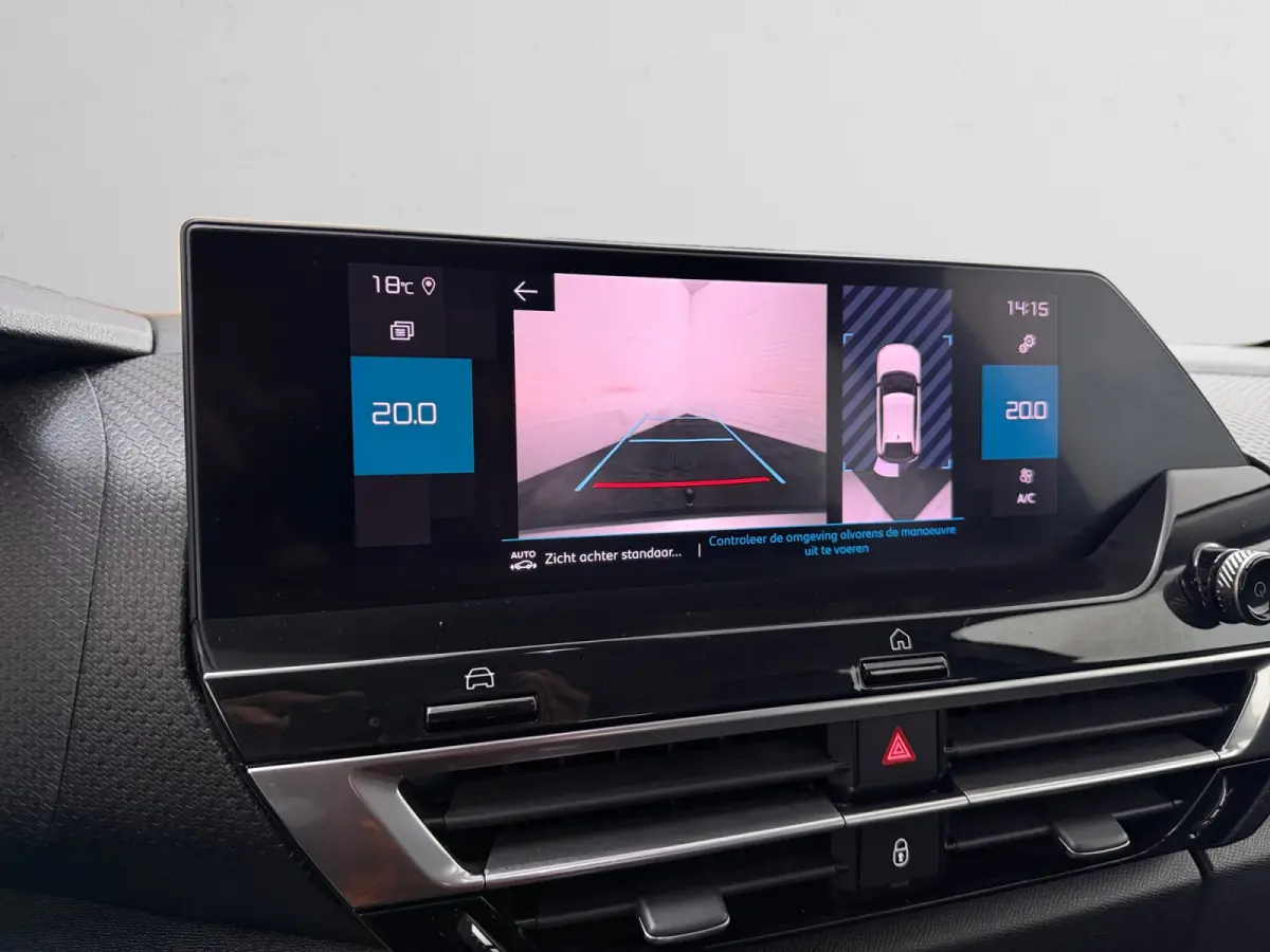 1.2 Puretech Shine Aut- 360 Camera, Head Up, Carplay, Android Auto, Lane Assist