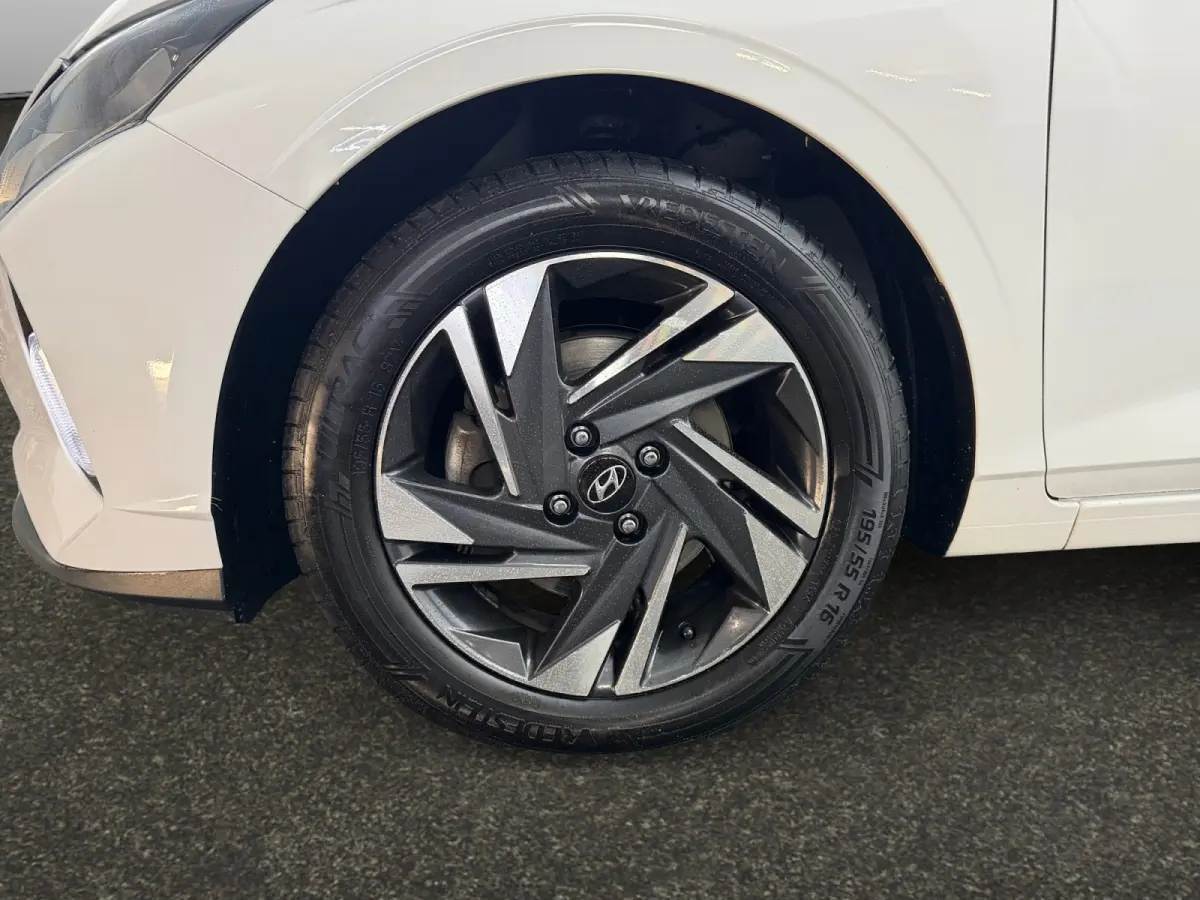 1.0 T-GDI Comfort Carplay, Android Auto, Camera, Virtual Cockpit, Lane Assist