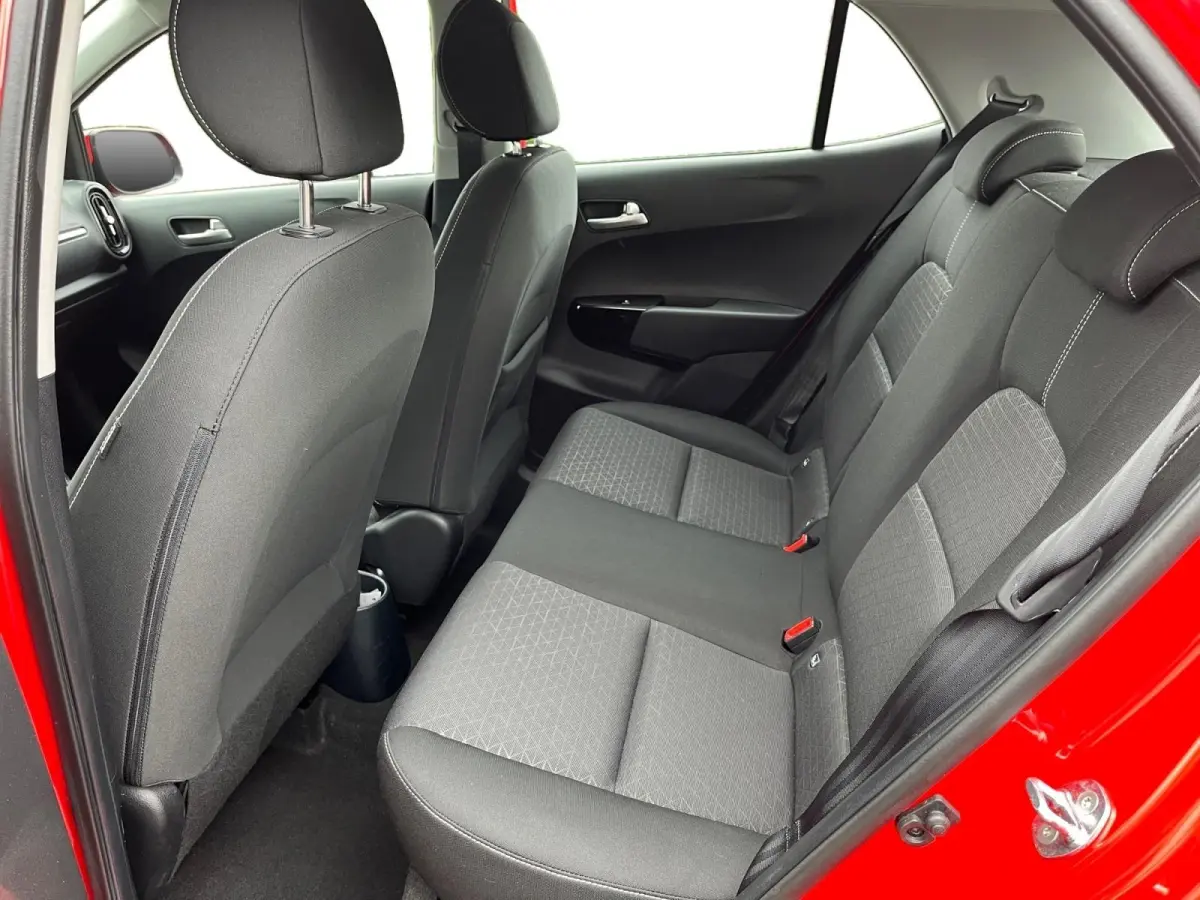1.0 DPi DynamicLine | Parkeercamera | LM-velgen | Apple carplay/Android auto