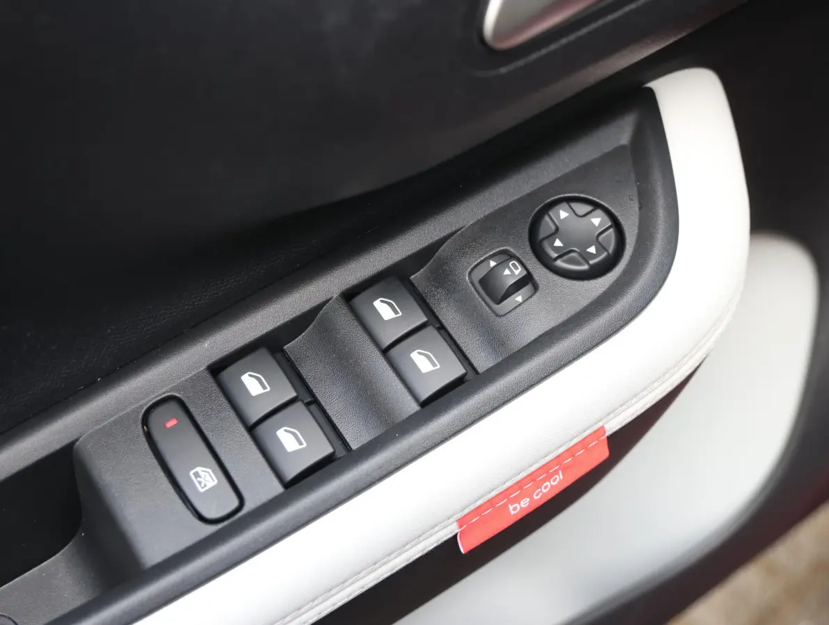 1.2 Hybrid 145pk Max 7p. | 7 persoons | Navigatie | Camera | Premium stoelen | Climate control