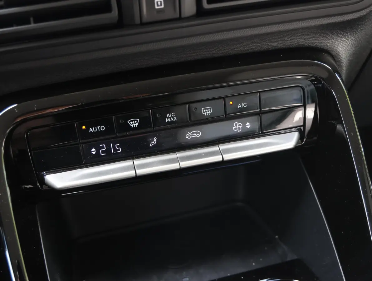 1.2 Hybrid 145pk Max 7p. | 7 persoons | Navigatie | Camera | Premium stoelen | Climate control