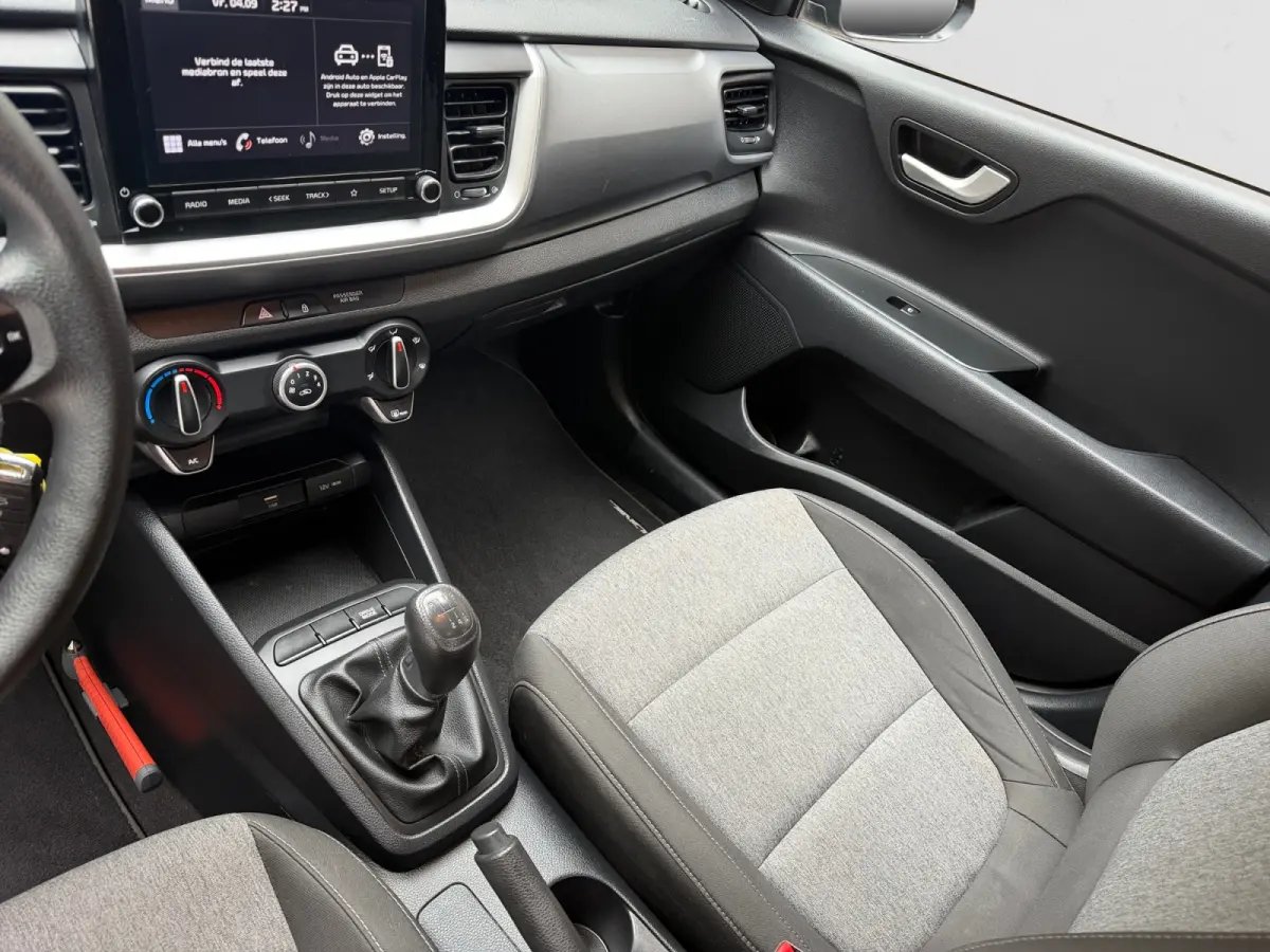 1.0 T-GDi MHEV ComfortLine- Carplay, Android Auto, Dynamic Select, Clima