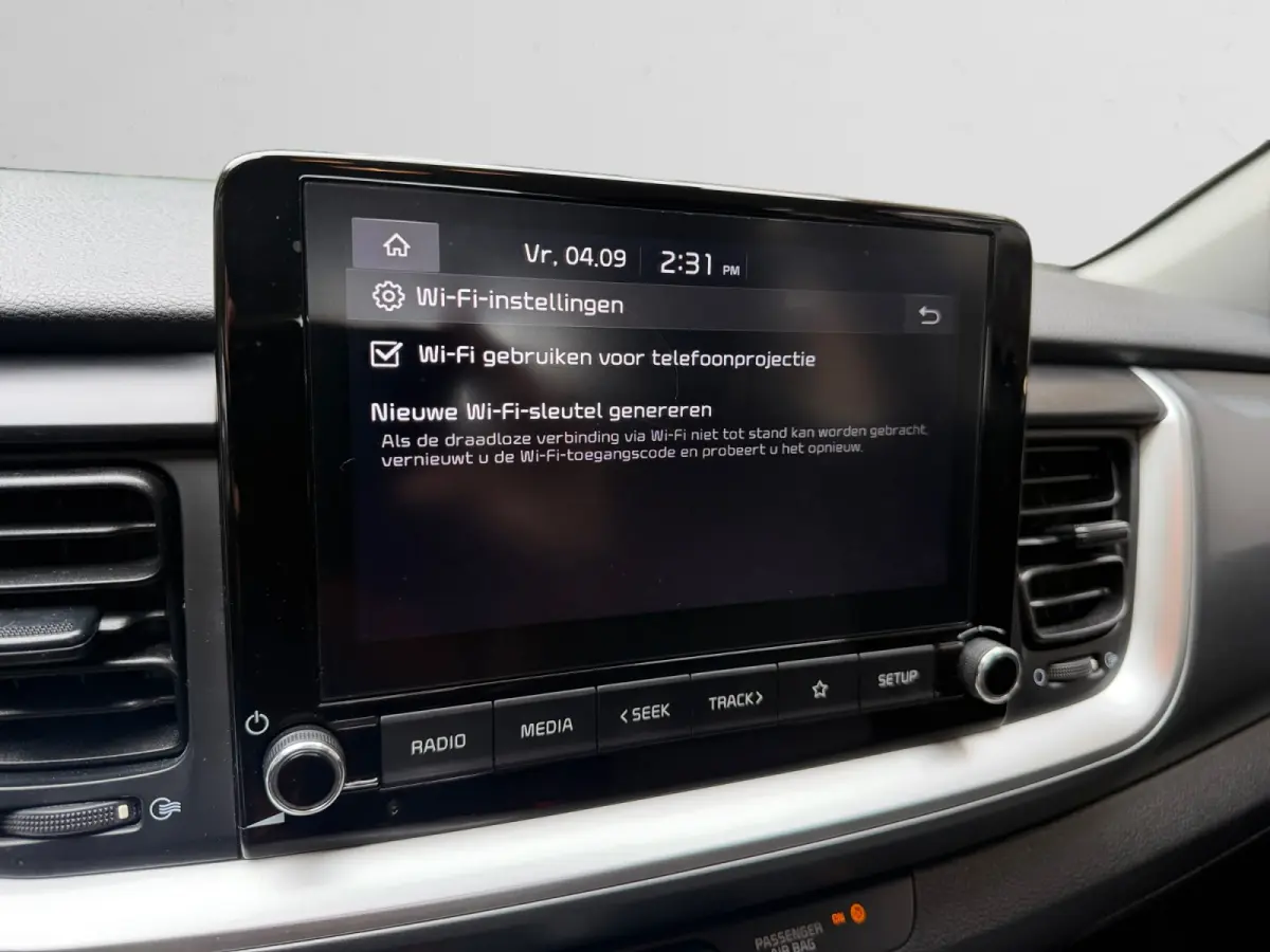 1.0 T-GDi MHEV ComfortLine- Carplay, Android Auto, Dynamic Select, Clima