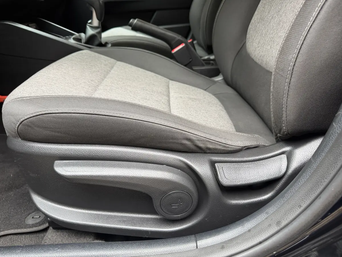 1.0 T-GDi MHEV ComfortLine- Carplay, Android Auto, Dynamic Select, Clima