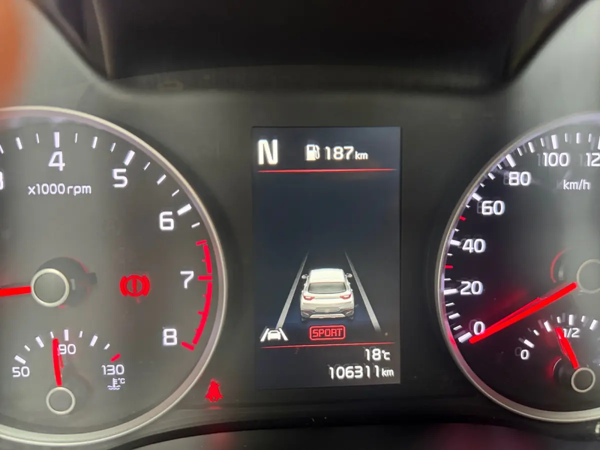 1.0 T-GDi MHEV ComfortLine- Carplay, Android Auto, Dynamic Select, Clima