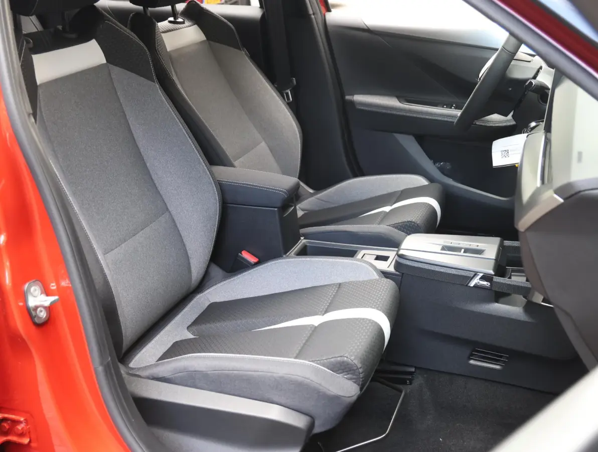 1.2 Turbo Hybrid GS 7p. | Navigatie | Airco | Cruise Control | Camera | Apple Carplay/Android Auto |