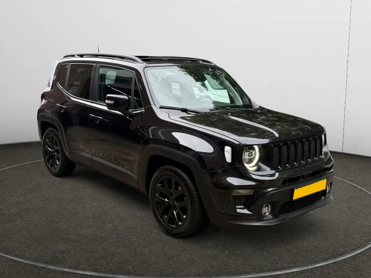 1.3T Freedom Aut- Panoramadak, Stuur/Stoelverwarming, Navigatie, Lane Assist