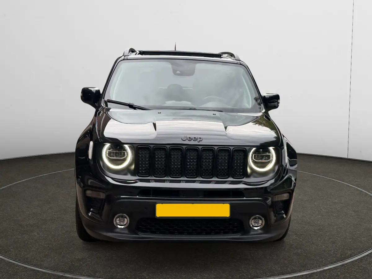 1.3T Freedom Aut- Panoramadak, Stuur/Stoelverwarming, Navigatie, Lane Assist