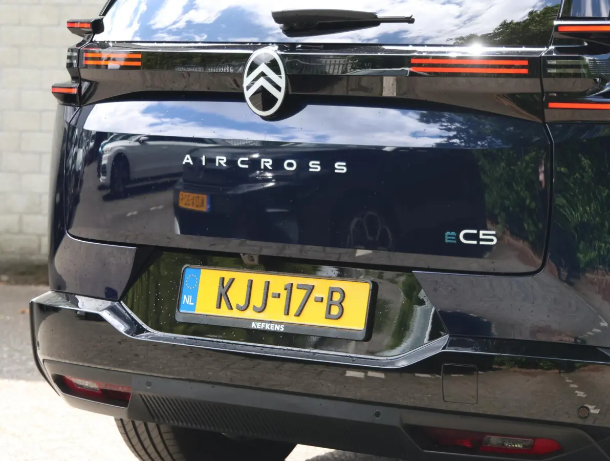 Plus Comfort Range 74 kWh | Accutest 98% | Head-up display | Camera | Elektrisch bedienbare achterklep