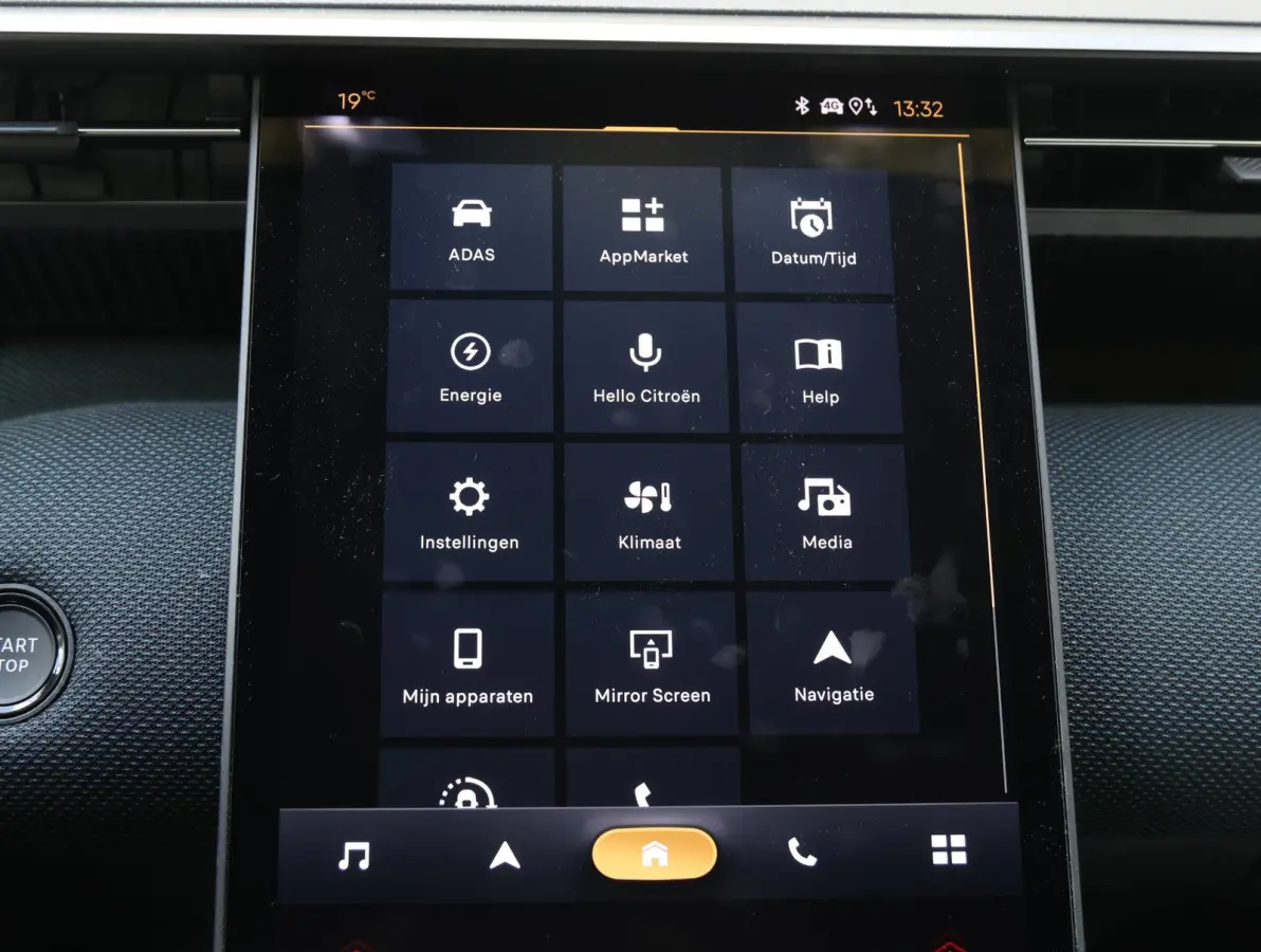 Plus Comfort Range 74 kWh | Accutest 98% | Head-up display | Camera | Elektrisch bedienbare achterklep