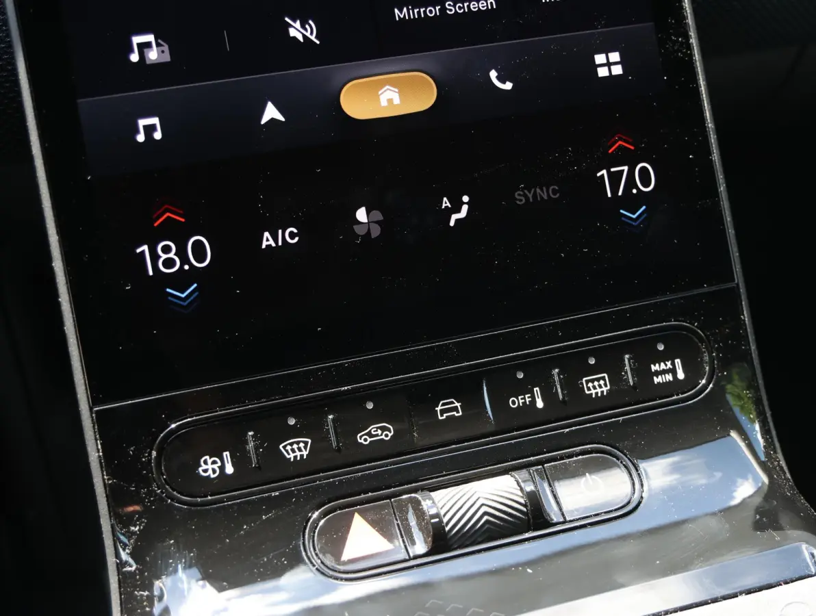 Plus Comfort Range 74 kWh | Accutest 98% | Head-up display | Camera | Elektrisch bedienbare achterklep