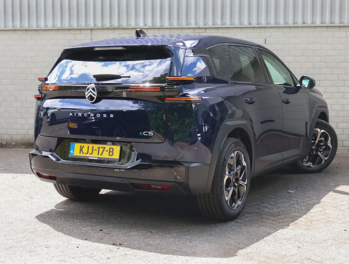 Plus Comfort Range 74 kWh | Accutest 98% | Head-up display | Camera | Elektrisch bedienbare achterklep