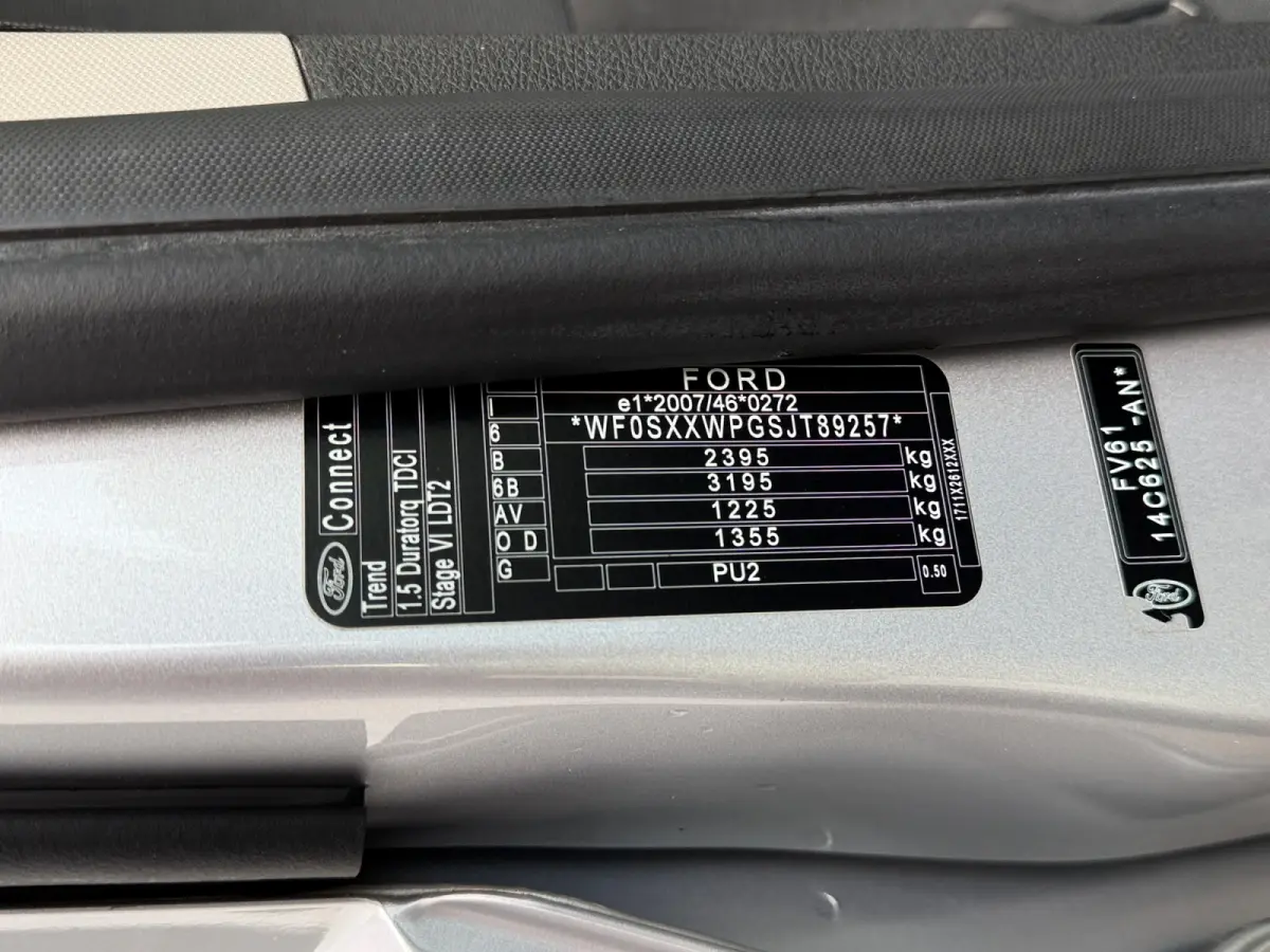 1.5 TDCI L2 Euro 6- 3 Pers, Carplay, Android Auto, Camera, Navigatie, Trekhaak, Park Assist