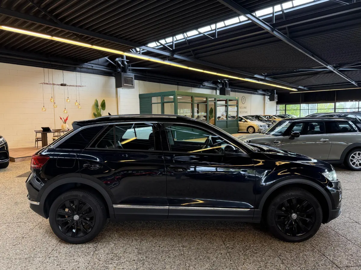 1.5 TSI Sport Business R | Pano | Camera | Keyless |