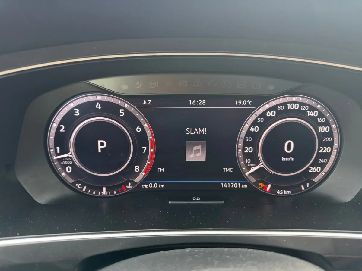 1.4 TSI 175pk R-Line Aut- Panoramadak, Stuur/Stoelverwarming, Virtual Cockpit, Carplay, Android Auto