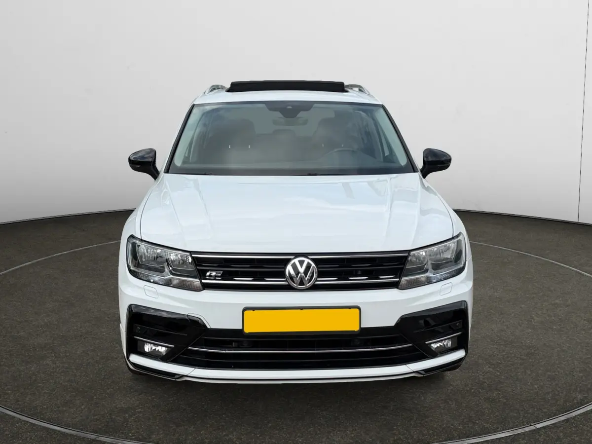 1.4 TSI 175pk R-Line Aut- Panoramadak, Stuur/Stoelverwarming, Virtual Cockpit, Carplay, Android Auto
