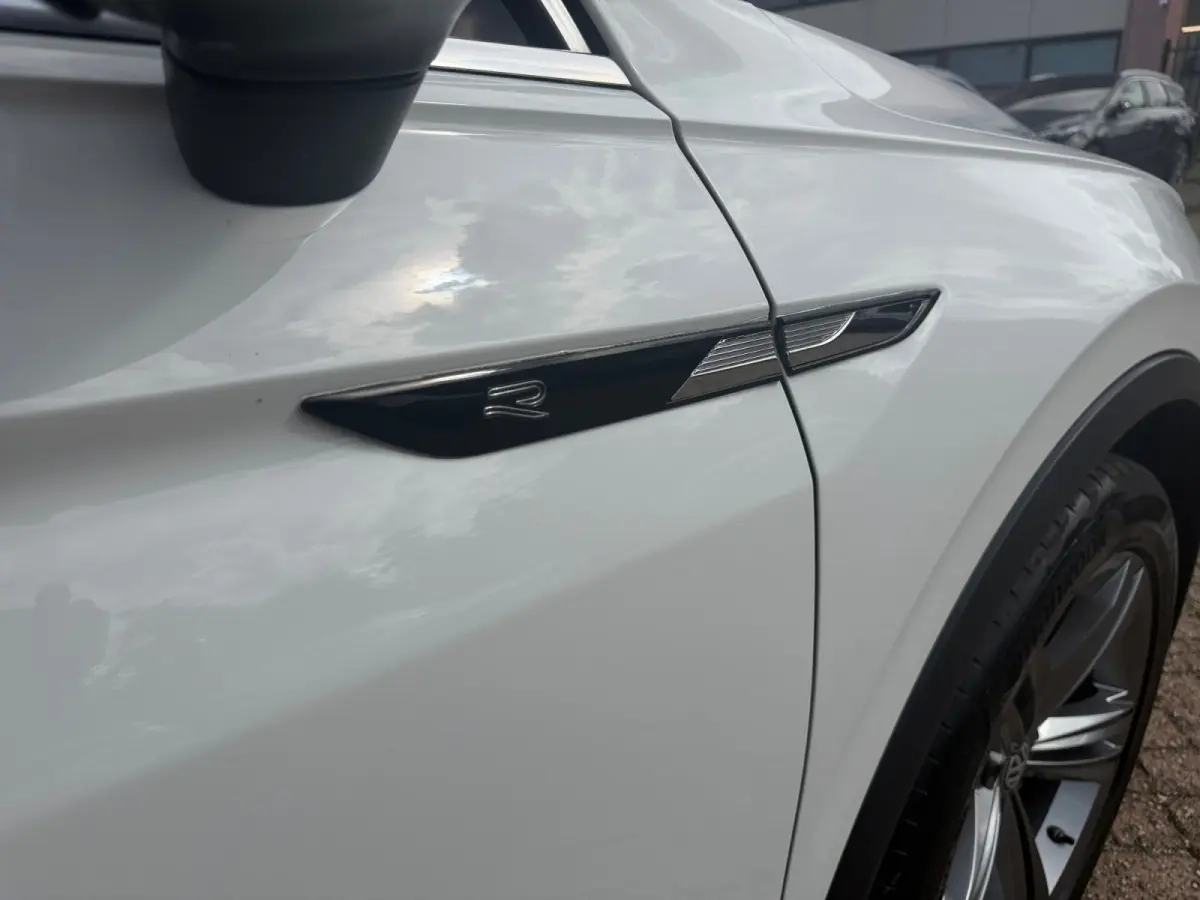 1.4 TSI 175pk R-Line Aut- Panoramadak, Stuur/Stoelverwarming, Virtual Cockpit, Carplay, Android Auto