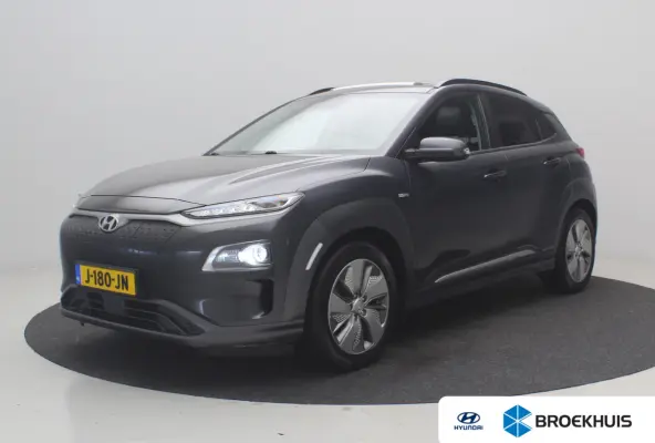 Premium 64 kWh / Navigatie/ Warmtepomp / 3-Fase / Lederen bekleding / SoH 99,4% / Trekhaak / Lederen bekleding / 481 km WLTP/