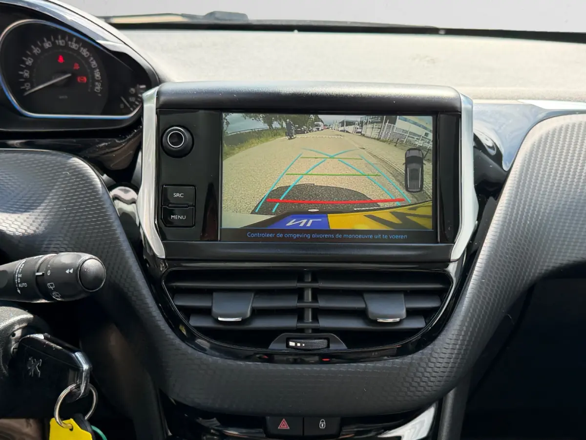 1.2 PureTech Allure Executive- Panoramadak, Leder Interieur, Navigatie, Dynamic Select, Camera