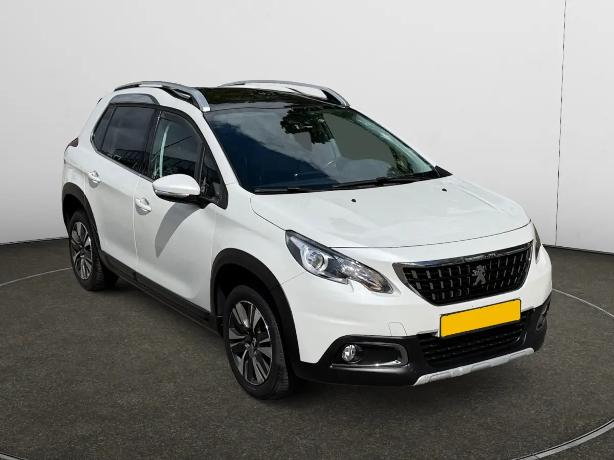 1.2 PureTech Allure Executive- Panoramadak, Leder Interieur, Navigatie, Dynamic Select, Camera
