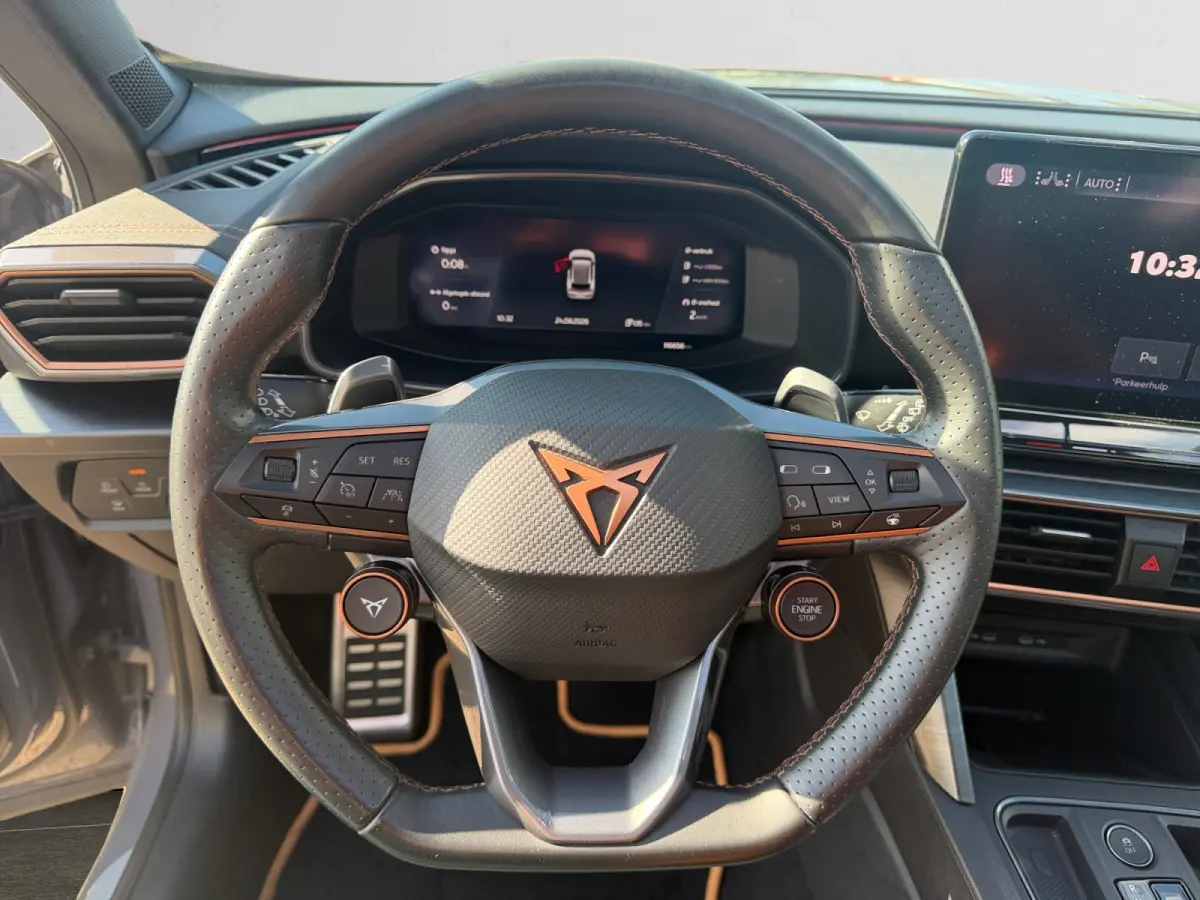 1.4 e-Hybrid 245pk VZ Copper Edition Aut- F1 Start, Panoramadak, Stuur/Stoelverwarming, Sfeerverlichting, IQ Light