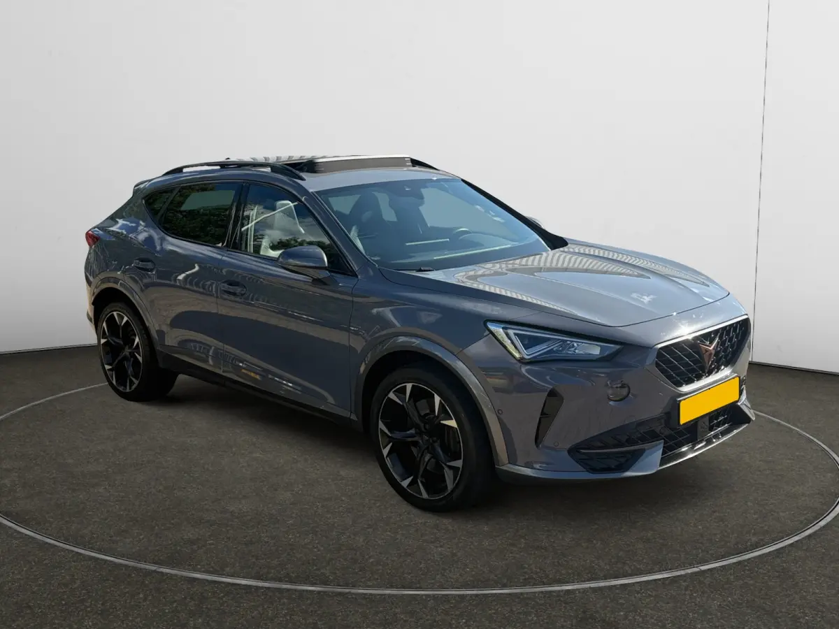 1.4 e-Hybrid 245pk VZ Copper Edition Aut- F1 Start, Panoramadak, Stuur/Stoelverwarming, Sfeerverlichting, IQ Light
