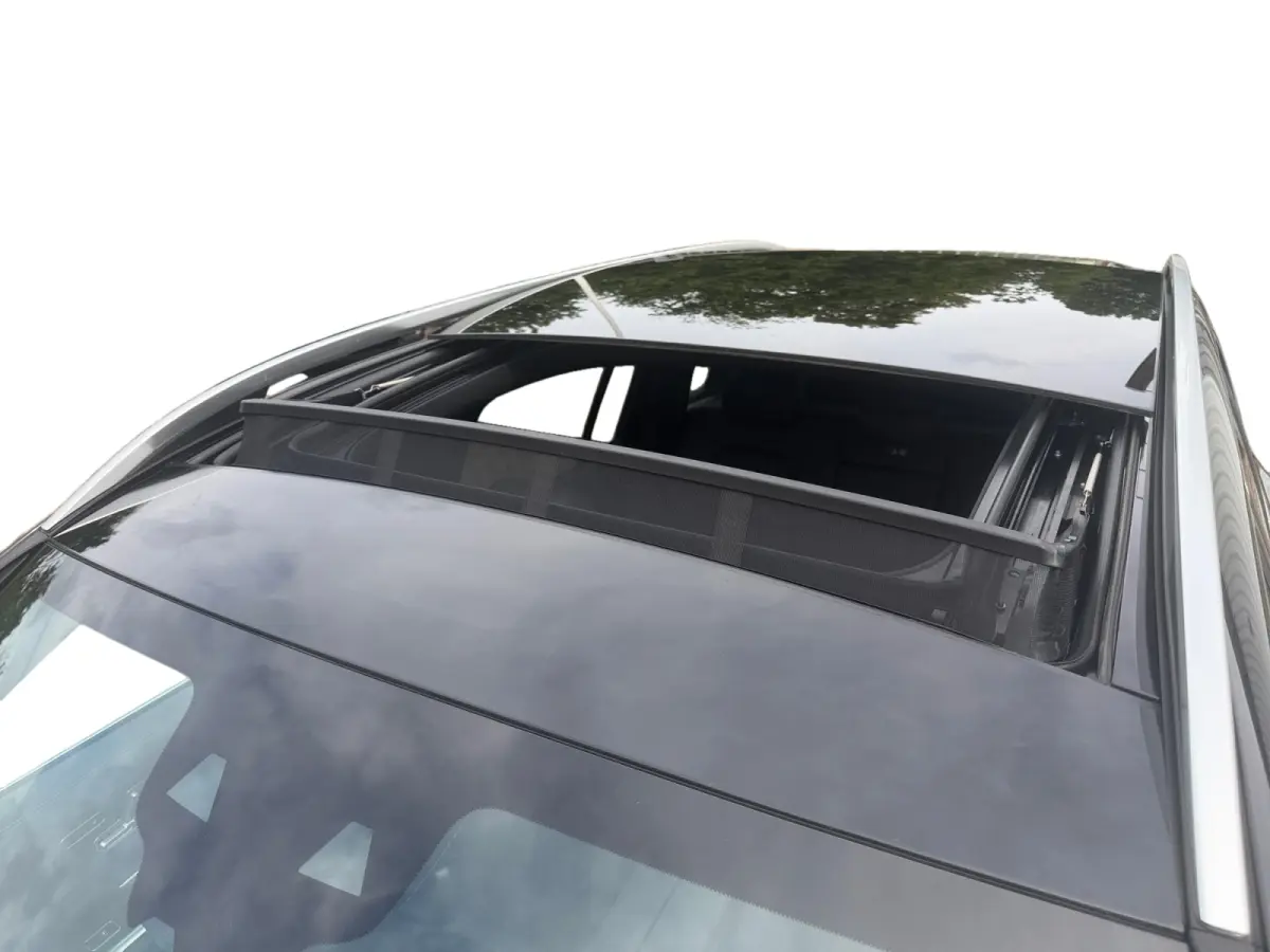 250+ Luxury Line 71 kWh Aut- SOH 99%, Panoramadak, Full Memory, Zit Comfort, 360 Camera