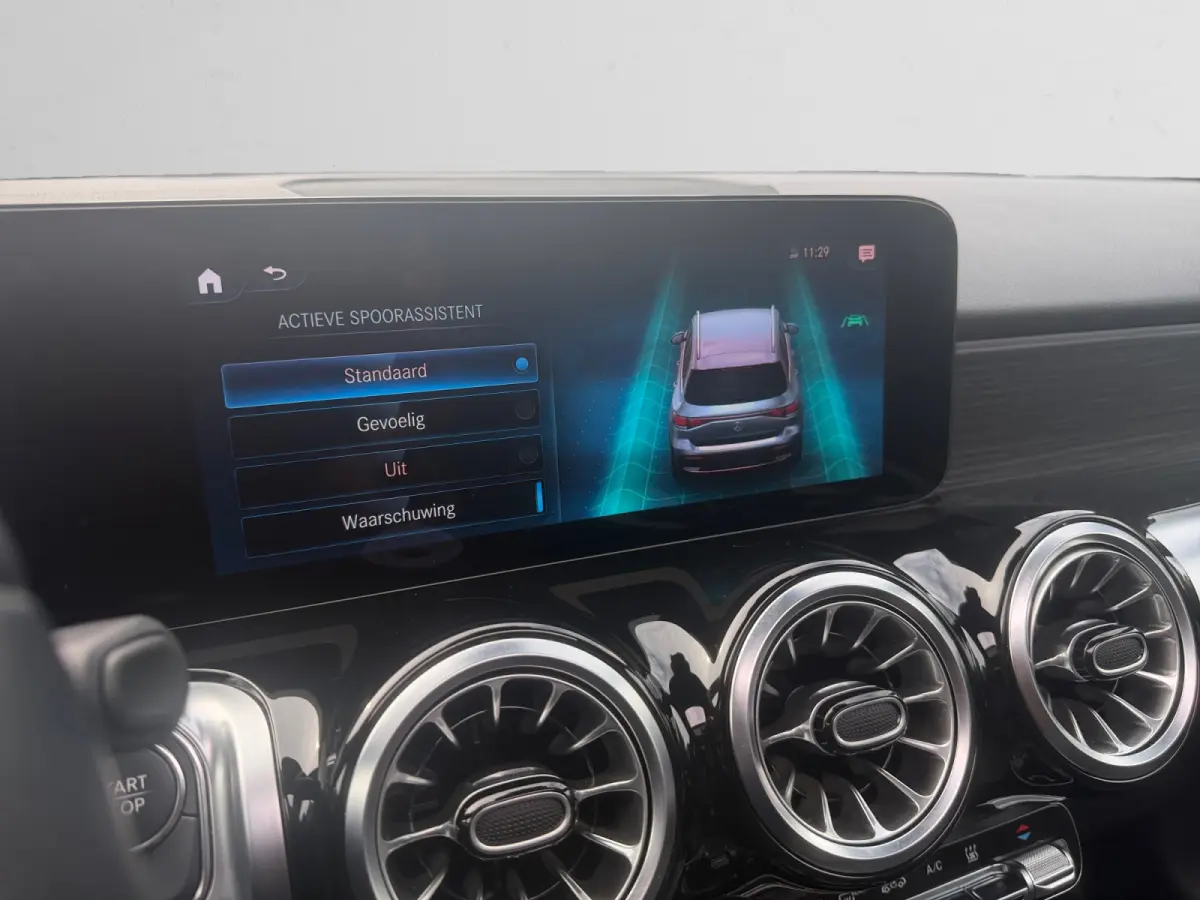 250+ Luxury Line 71 kWh Aut- SOH 99%, Panoramadak, Full Memory, Zit Comfort, 360 Camera