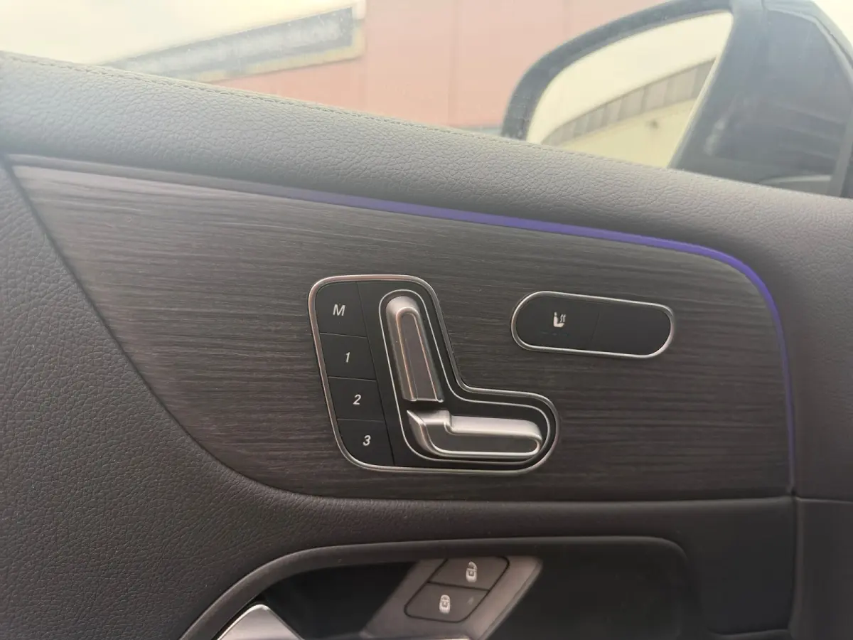 250+ Luxury Line 71 kWh Aut- SOH 99%, Panoramadak, Full Memory, Zit Comfort, 360 Camera