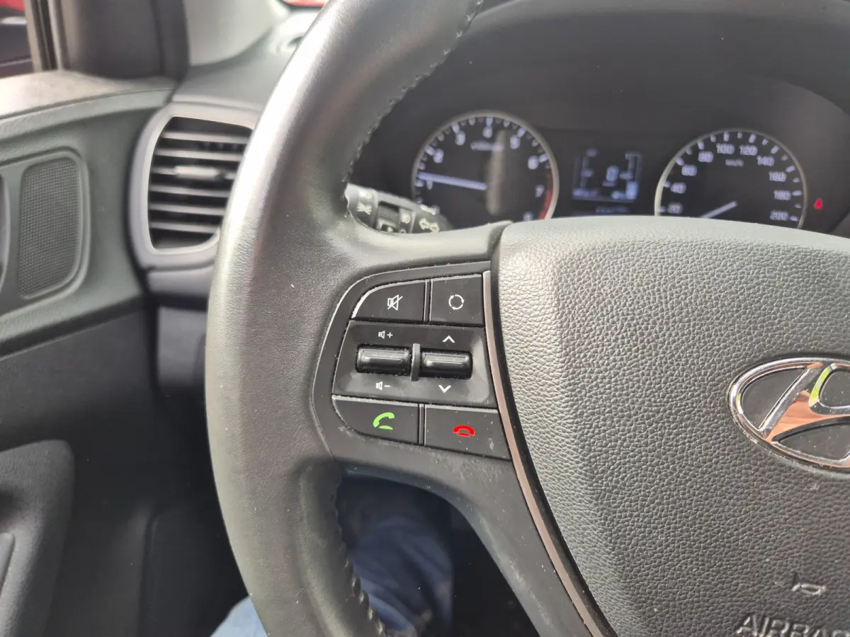 1.0 T-GDI Comfort Ecc, Navigatie, Carplay, Trekhaak