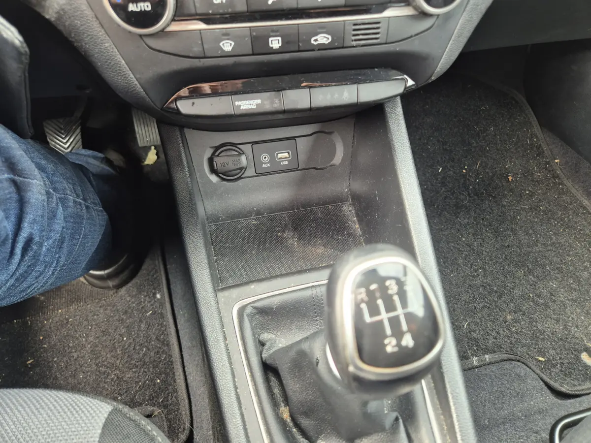 1.0 T-GDI Comfort Ecc, Navigatie, Carplay, Trekhaak