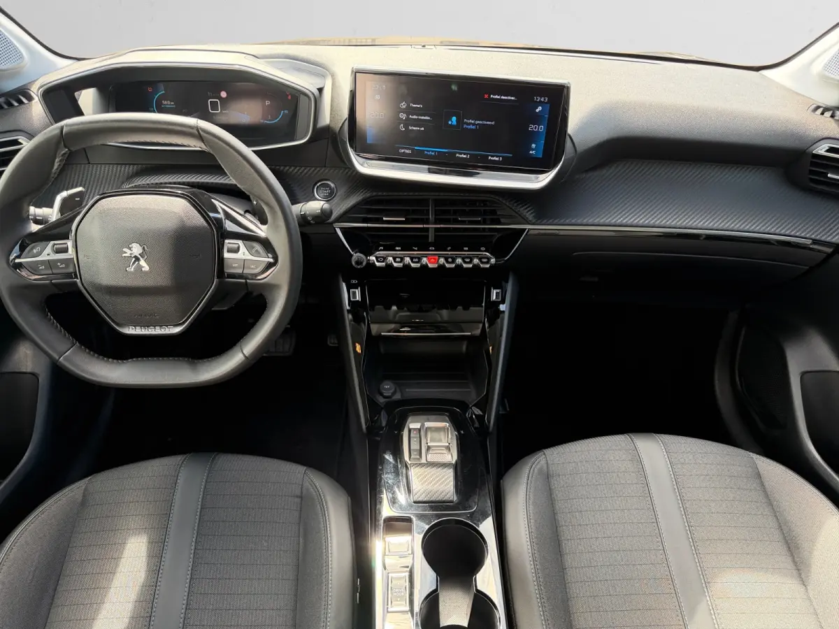 1.2 PureTech Allure Black Pack Aut- 360 Camera, Carplay, Android Auto, Privacy Glass, Xenon Led, Virtual Cockpit