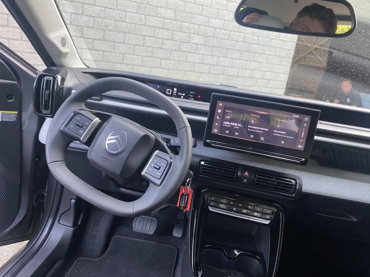 1.2 Hybrid 145pk Max | Navigatie | Camera | Climate control | Apple Carplay en Android Auto
