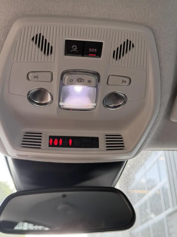 1.2 Hybrid 145pk Max | Navigatie | Camera | Climate control | Apple Carplay en Android Auto