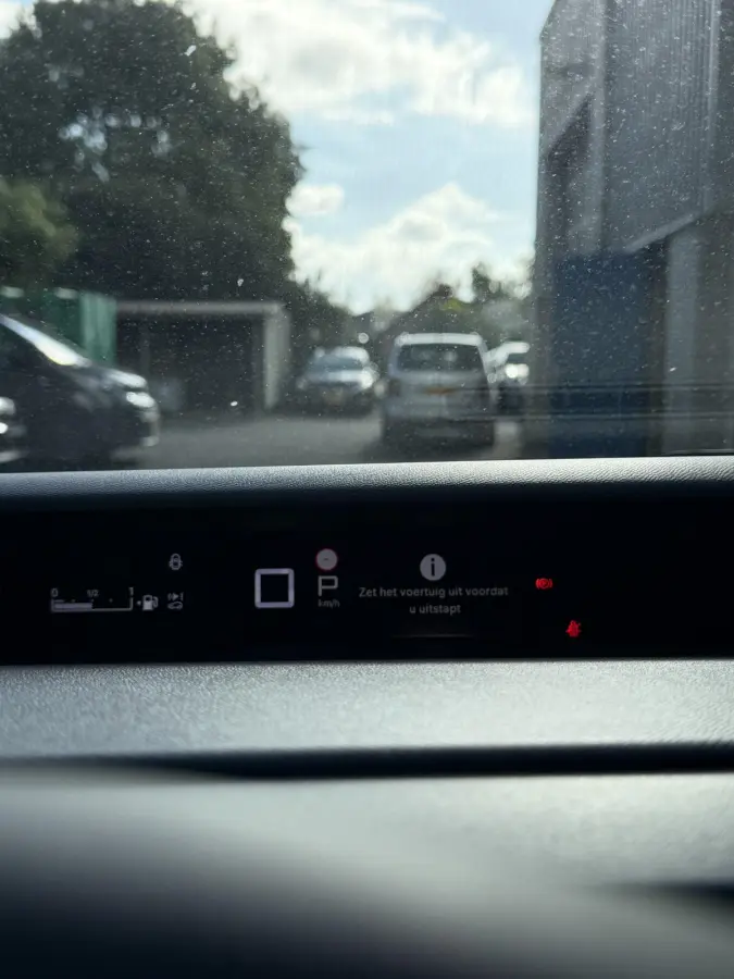 1.2 Hybrid 145pk Max | Navigatie | Camera | Climate control | Apple Carplay en Android Auto