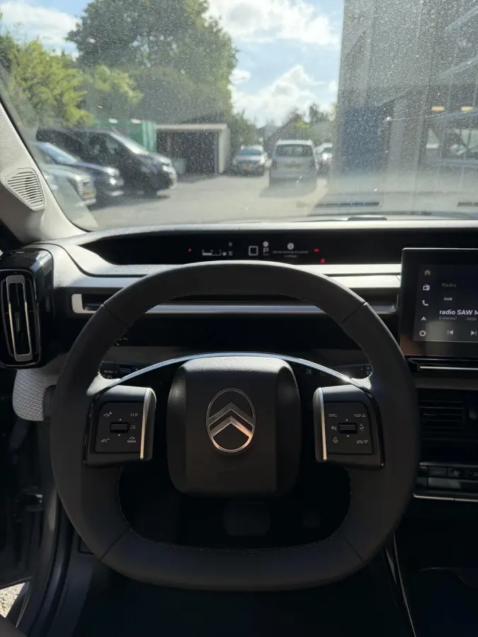 1.2 Hybrid 145pk Max | Navigatie | Camera | Climate control | Apple Carplay en Android Auto