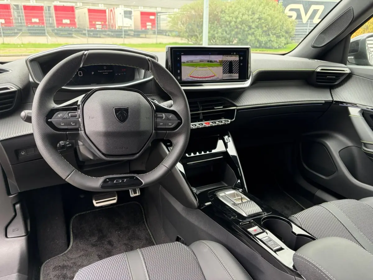 1.2 Hybrid 145 GT - NIEUW UIT VOORRAAD - DIRECT RIJDEN! - VEEL KORTING
