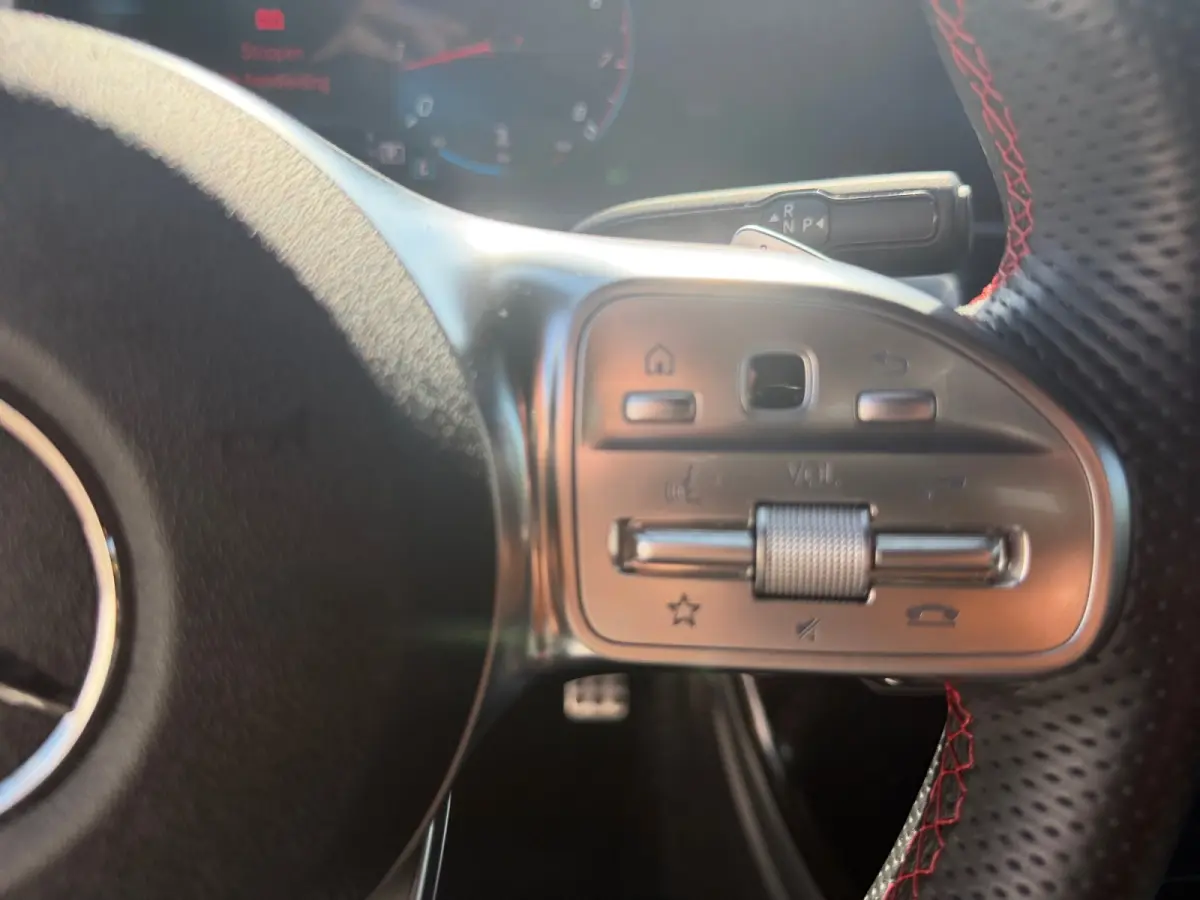 180 Business Solution AMG Aut- Nap 55dkm, Carplay, Android Auto, Xenon Led, Camera, Ada Cruise