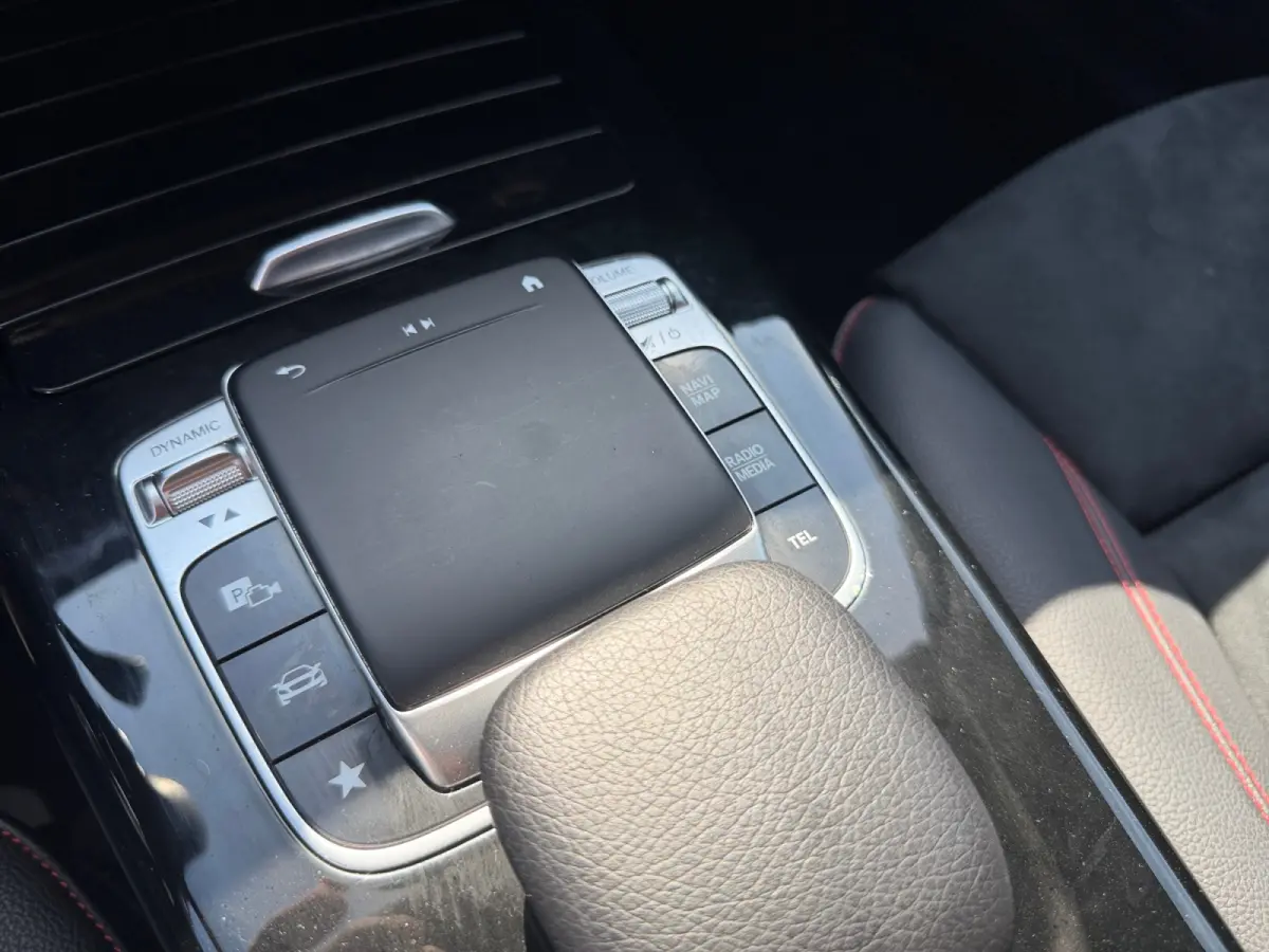 180 Business Solution AMG Aut- Nap 55dkm, Carplay, Android Auto, Xenon Led, Camera, Ada Cruise