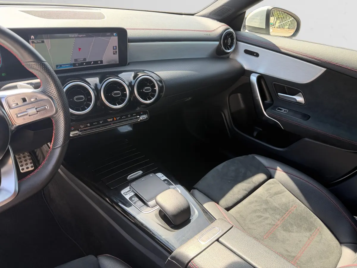 180 Business Solution AMG Aut- Nap 55dkm, Carplay, Android Auto, Xenon Led, Camera, Ada Cruise