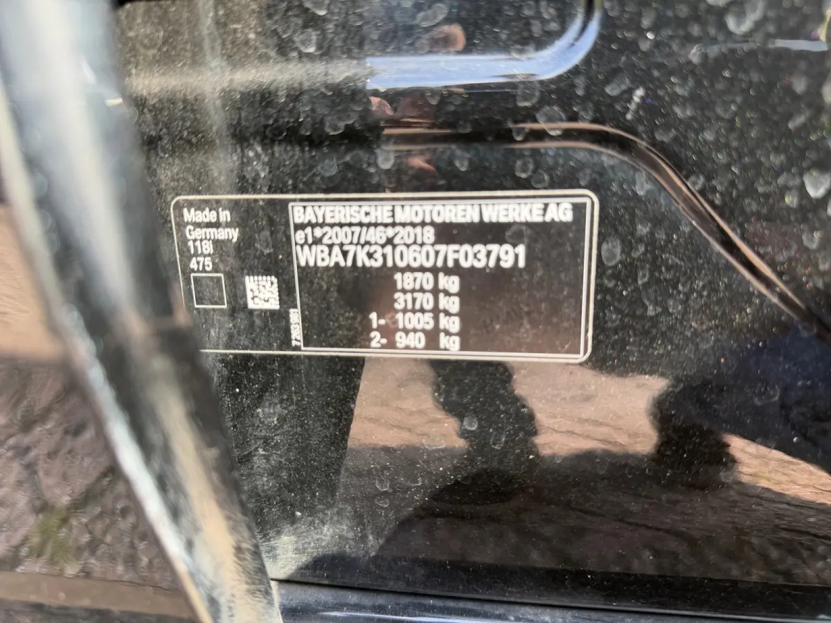 118i M Sport Aut- Panoramadak, Carplay, Android Auto, Sfeerverlichting, Camera, Xenon Led