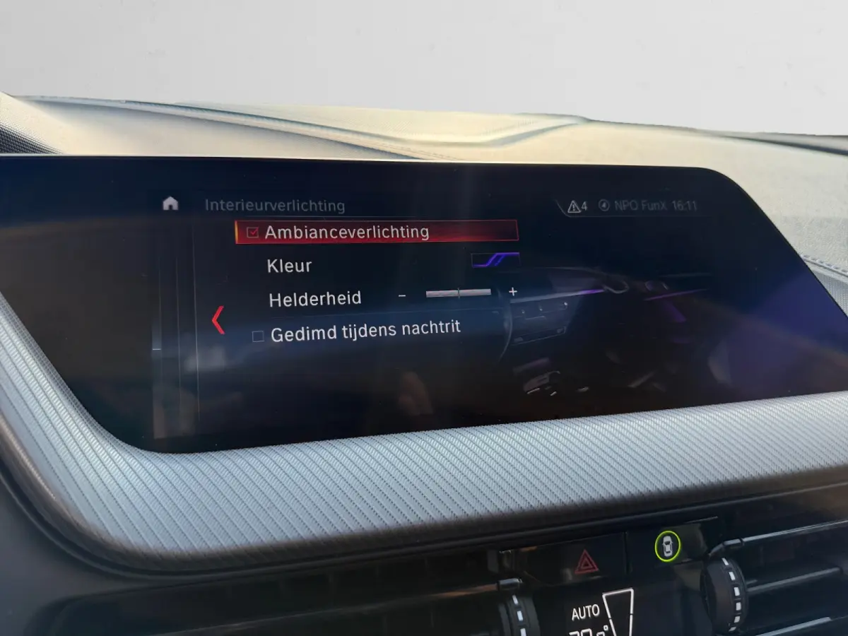 118i M Sport Aut- Panoramadak, Carplay, Android Auto, Sfeerverlichting, Camera, Xenon Led
