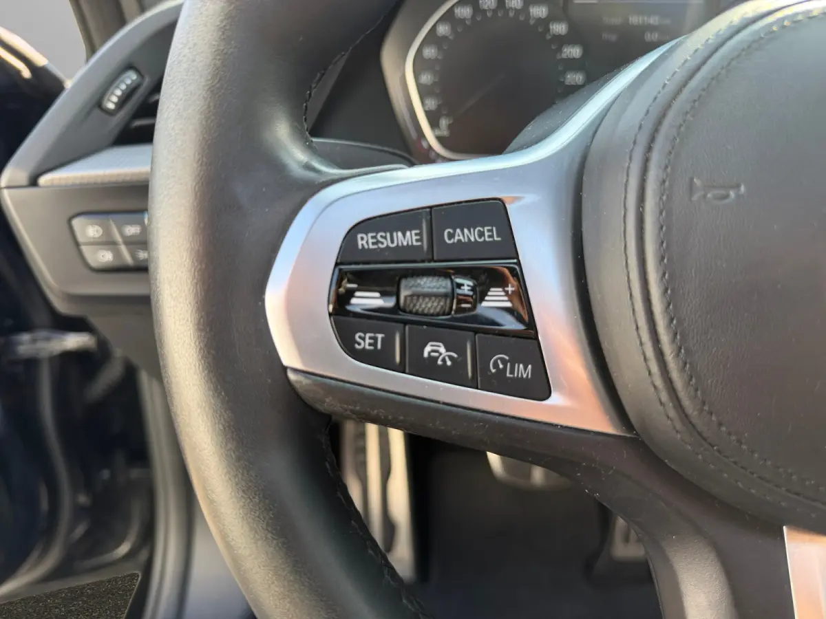 118i M Sport Aut- Panoramadak, Carplay, Android Auto, Sfeerverlichting, Camera, Xenon Led