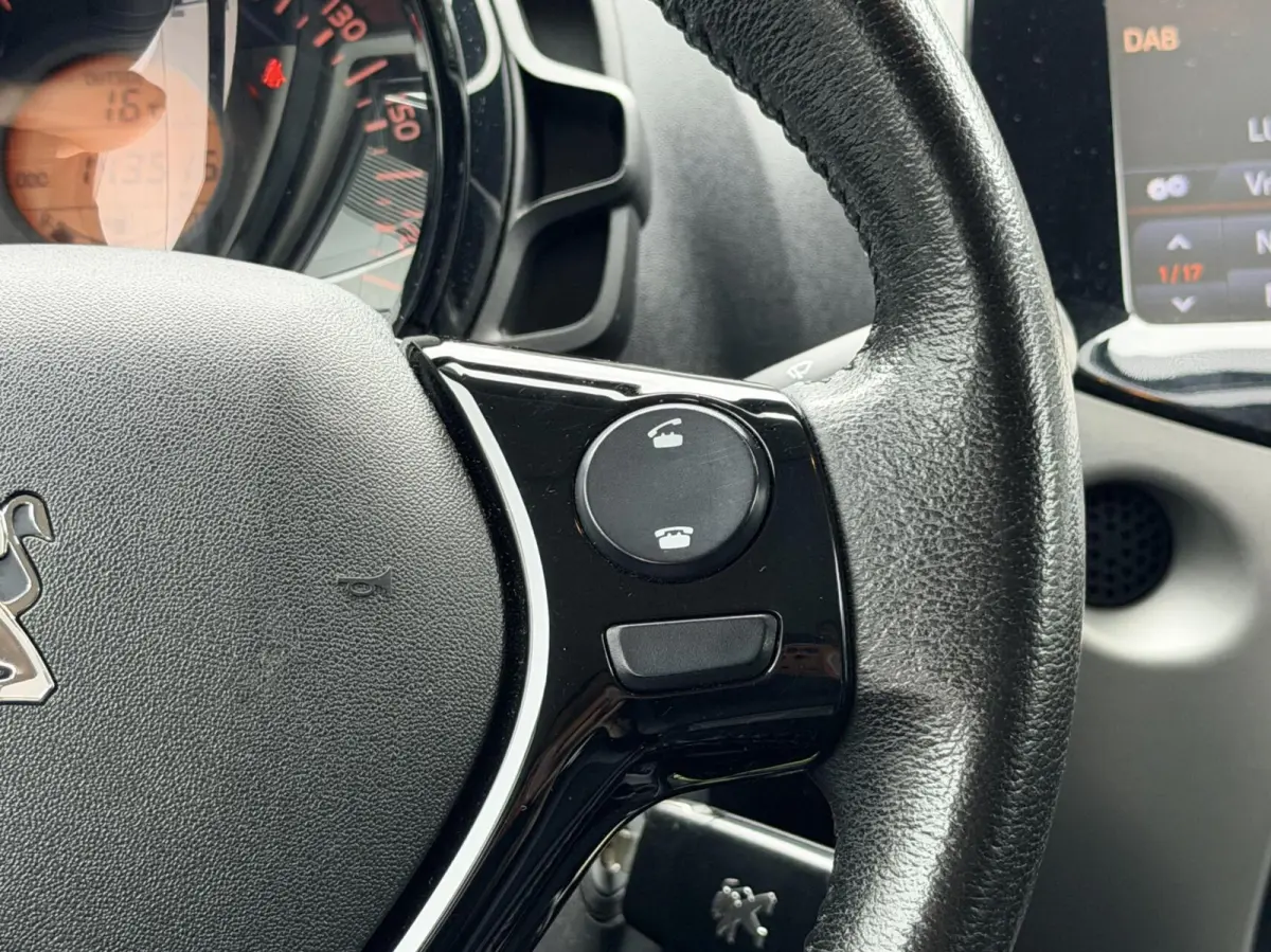 1.0 e-VTi Active | Airco | Camera | 5DRS | Bluetooth | Goed Onderhouden