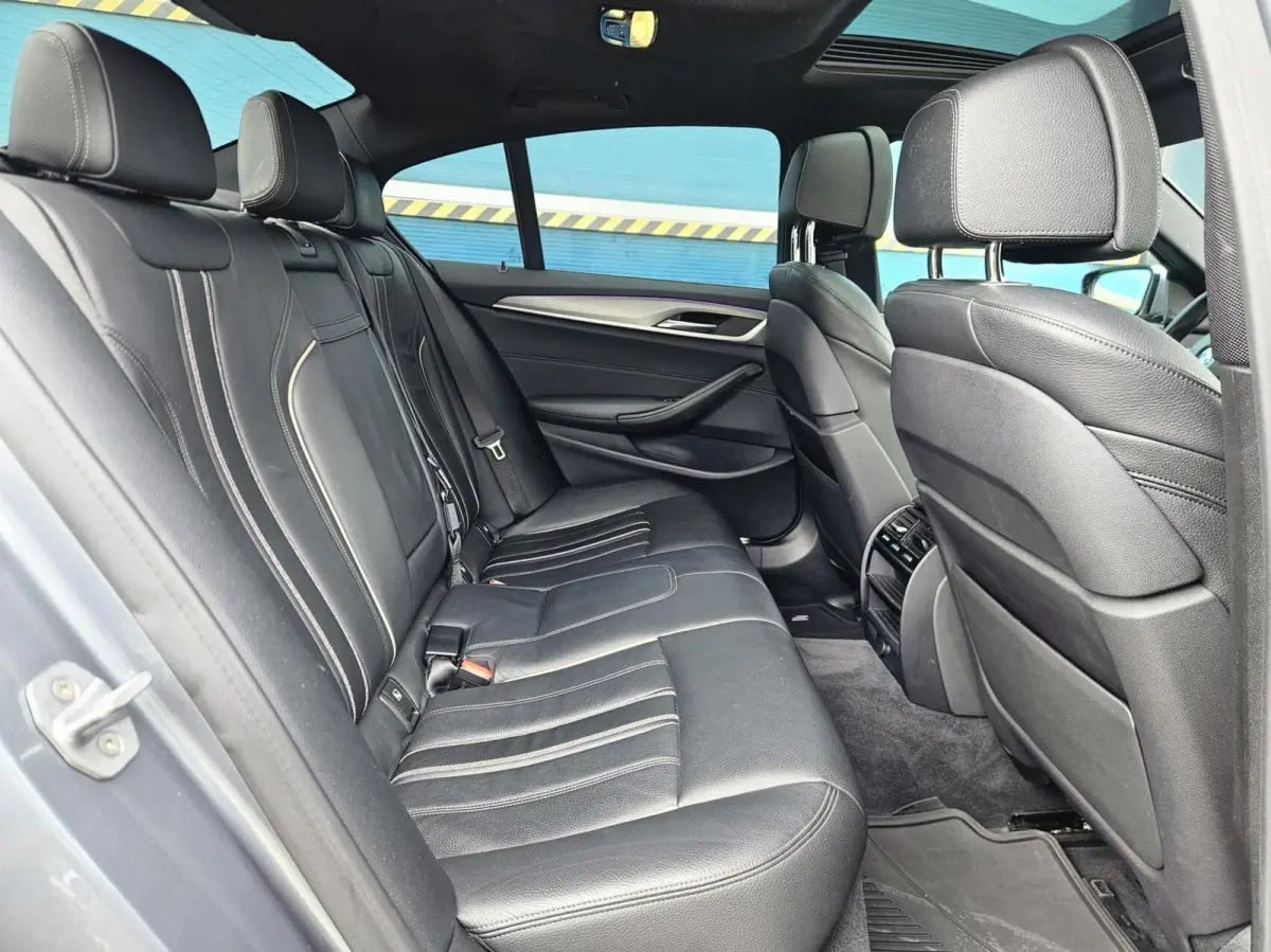530e 360 Sunroof High Executive M Sport